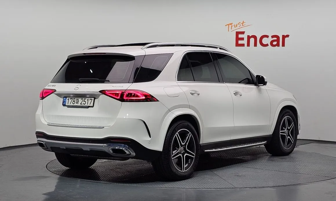 Mercedes-Benz GLE-Class — фото 7
