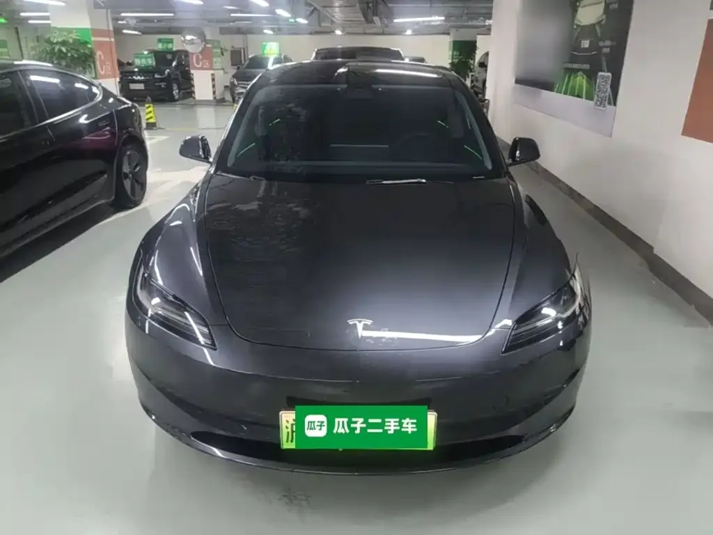Tesla Model 3 — фото 4
