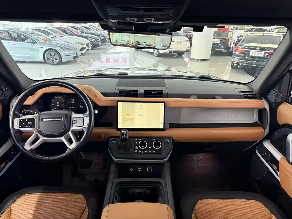 Land Rover Defender — фото 10