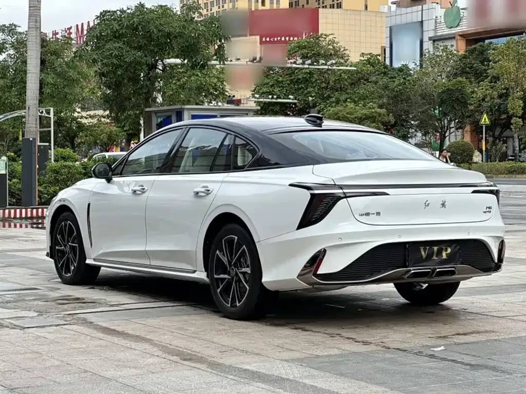 Hongqi H6 — фото 8
