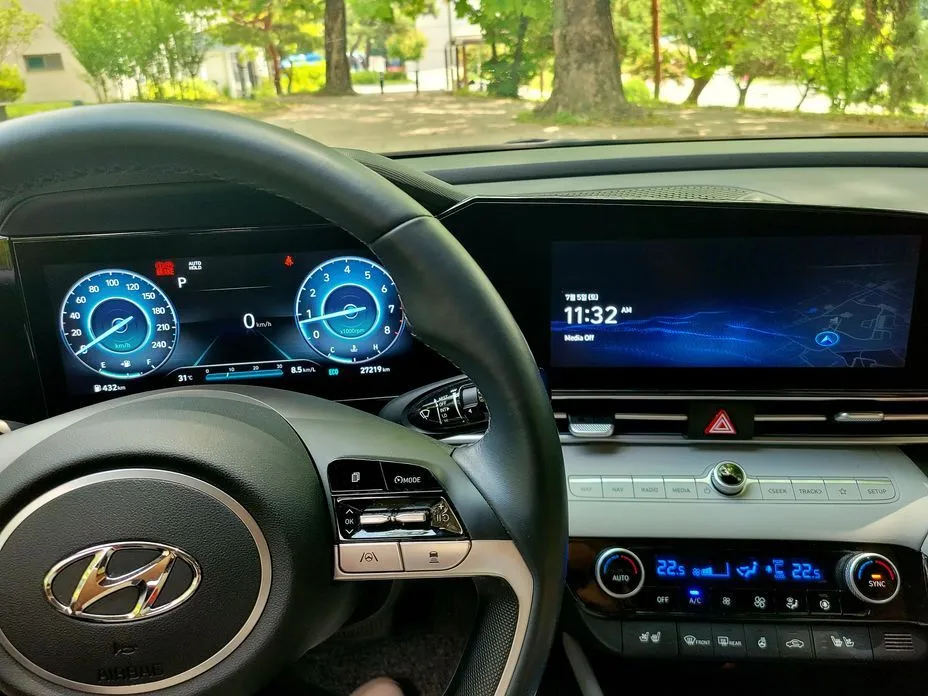 Hyundai AVANTE — фото 2