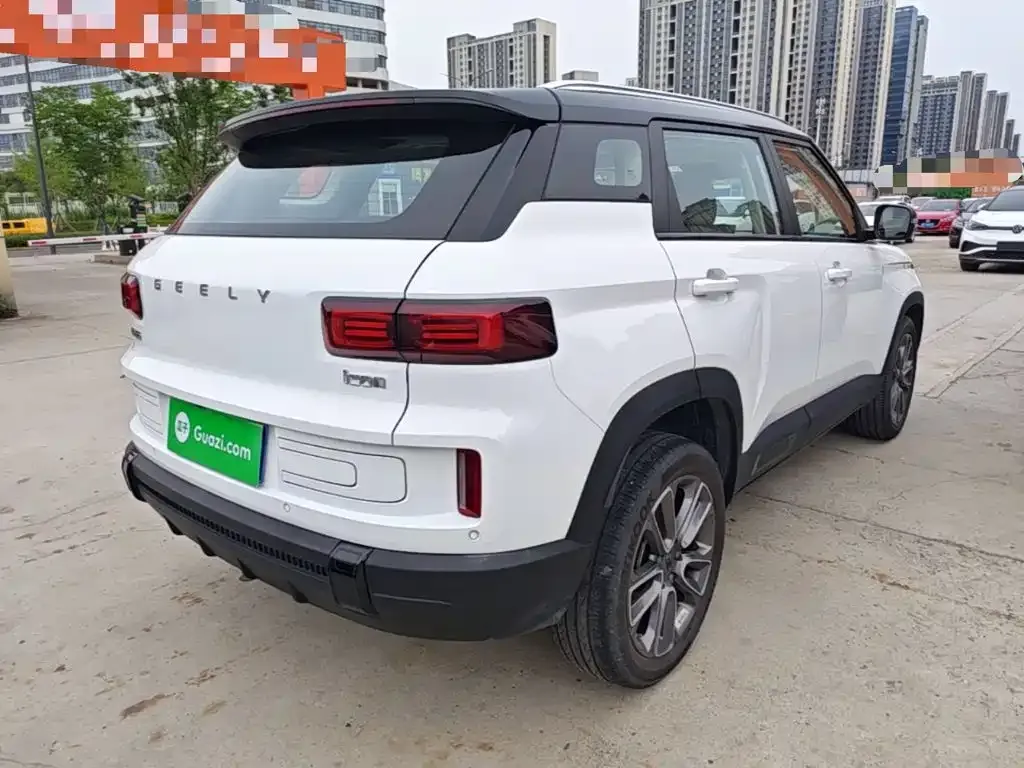 Geely Icon — фото 4