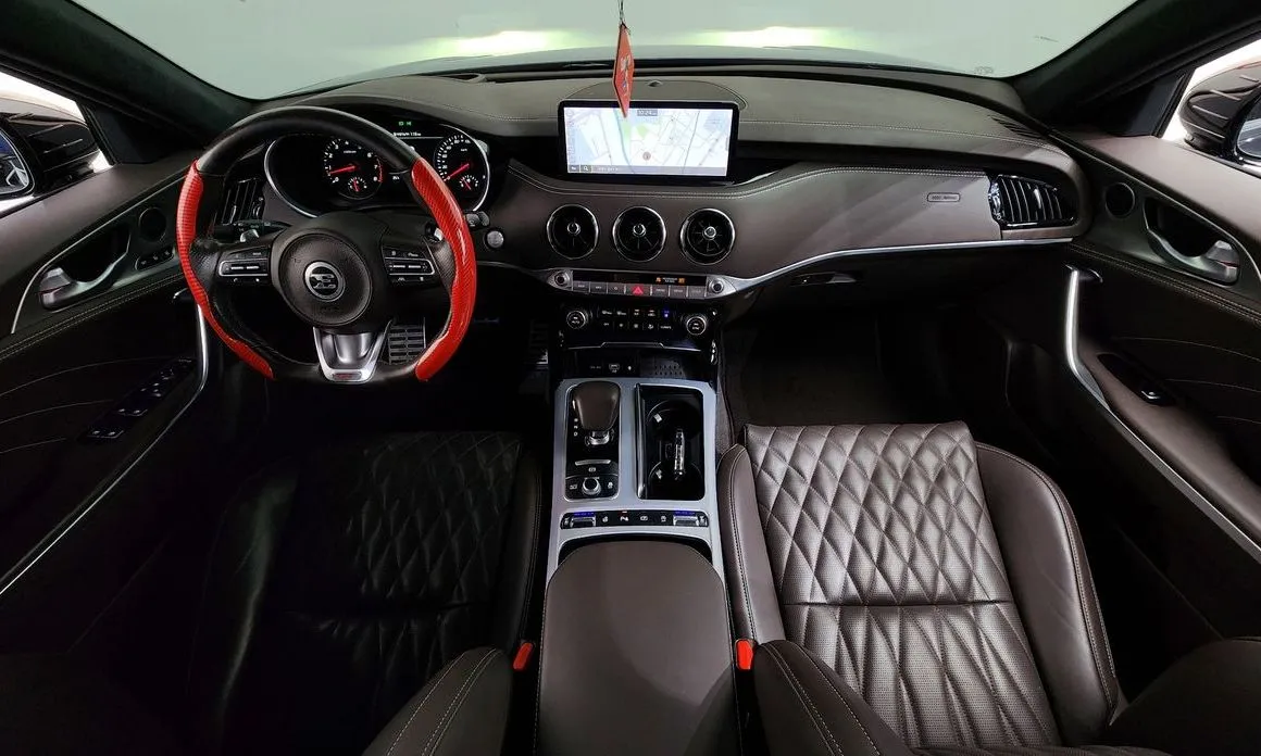 Kia Stinger — фото 10