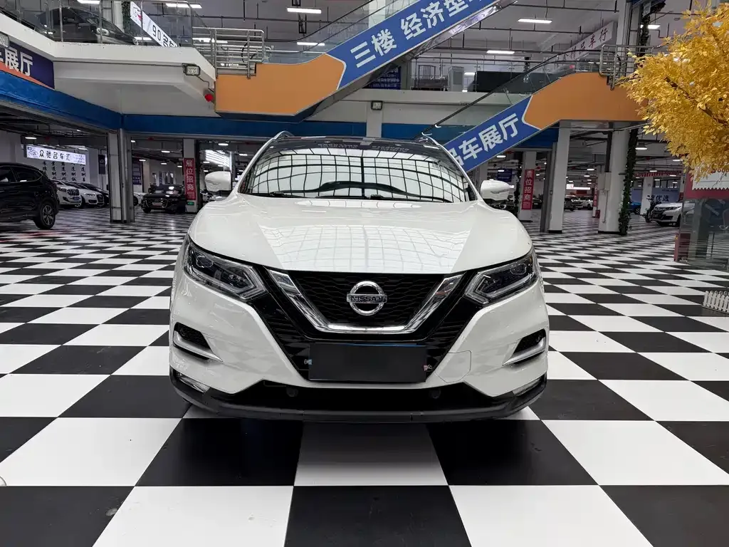 Nissan Qashqai — фото 6