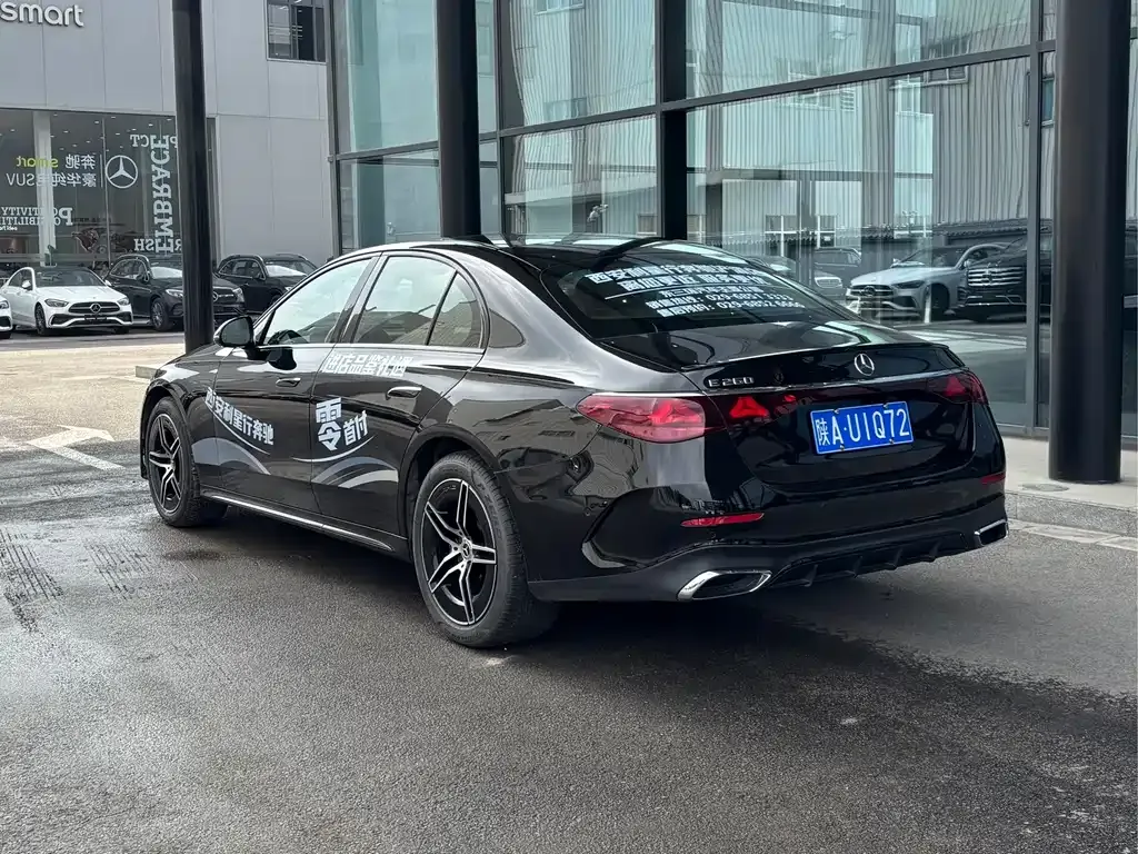 Mercedes-Benz E-Class (Import) — фото 7