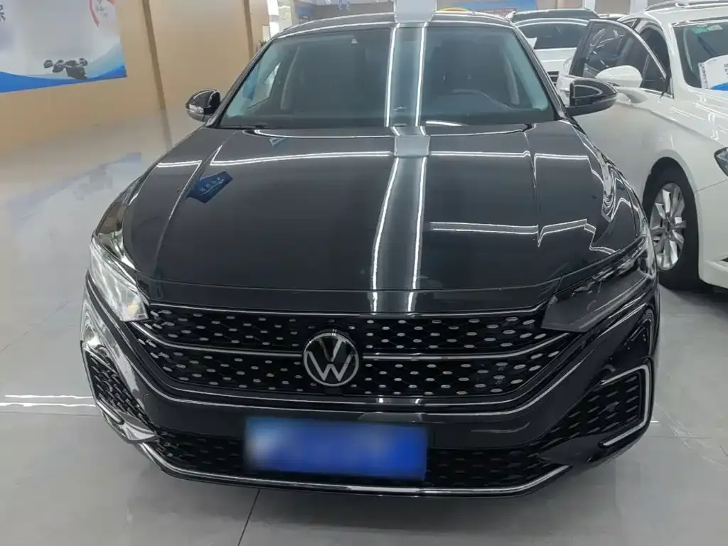 Volkswagen Passat — фото 7