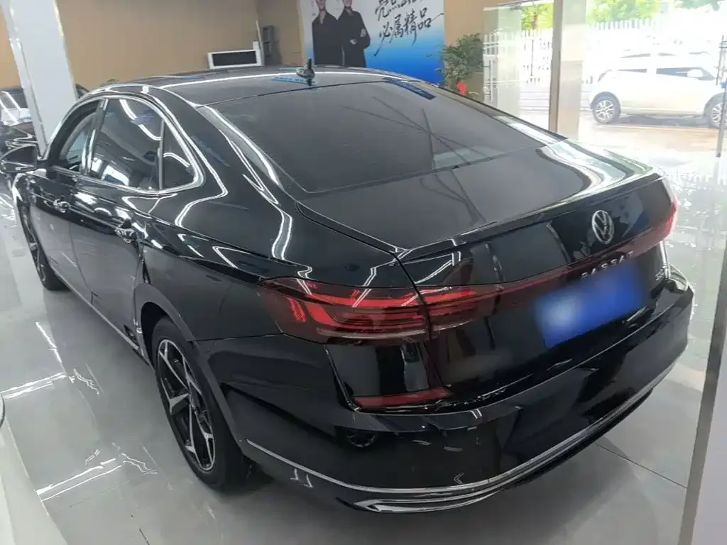 Volkswagen Passat — фото 9