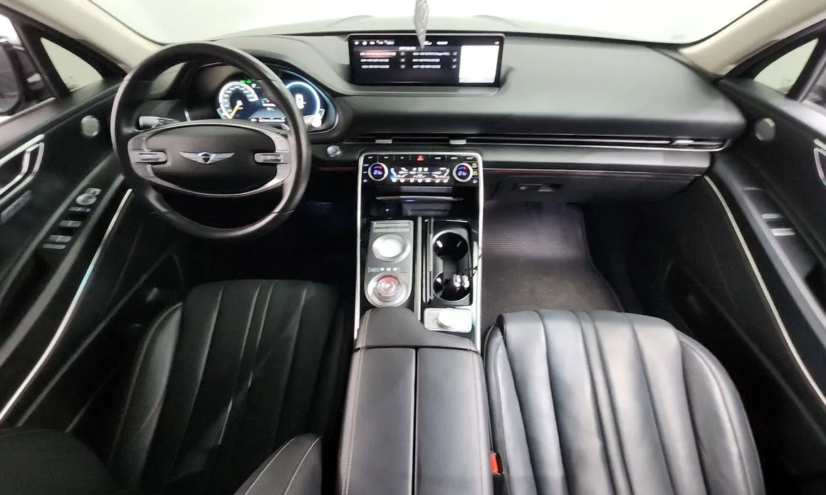 Genesis GV80 — фото 10