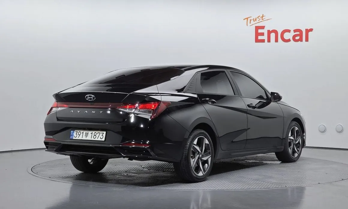 Hyundai AVANTE — фото 3