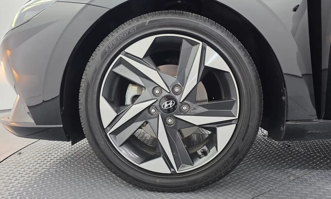 Hyundai AVANTE — фото 8