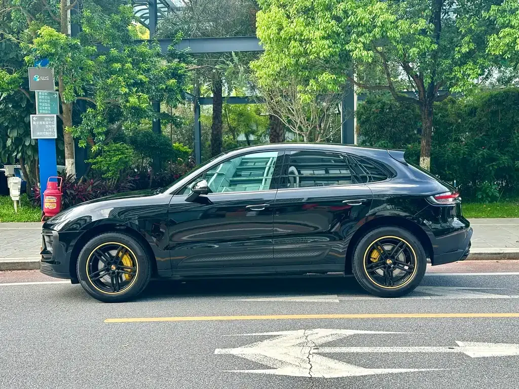 Porsche Macan — фото 7