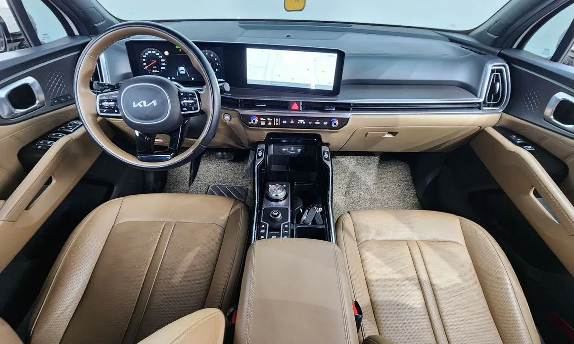 Kia Sorento — фото 7