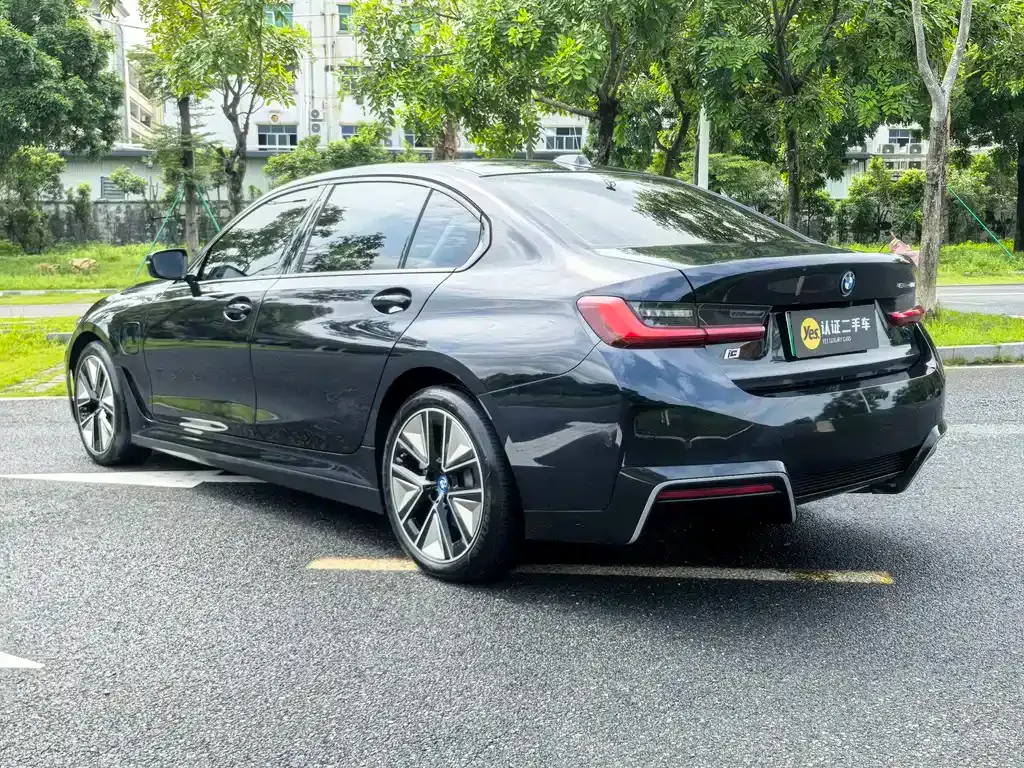 BMW i3 — фото 6