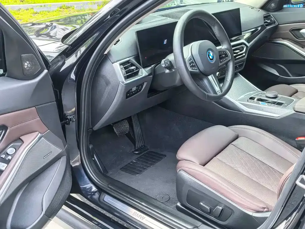BMW i3 — фото 3