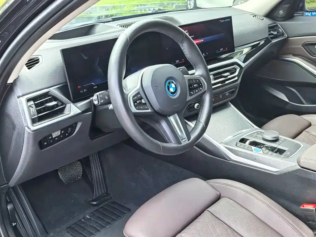 BMW i3 — фото 7