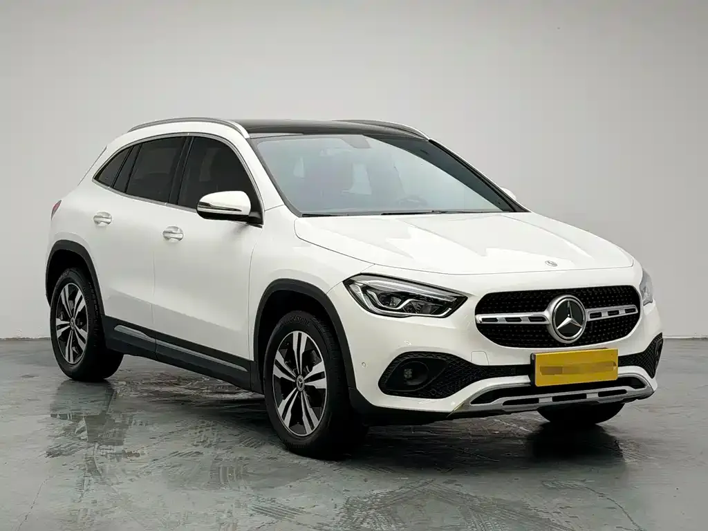 Mercedes-Benz GLA — фото 10