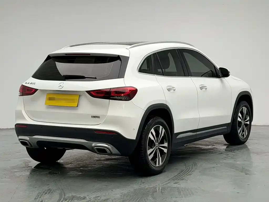 Mercedes-Benz GLA — фото 5