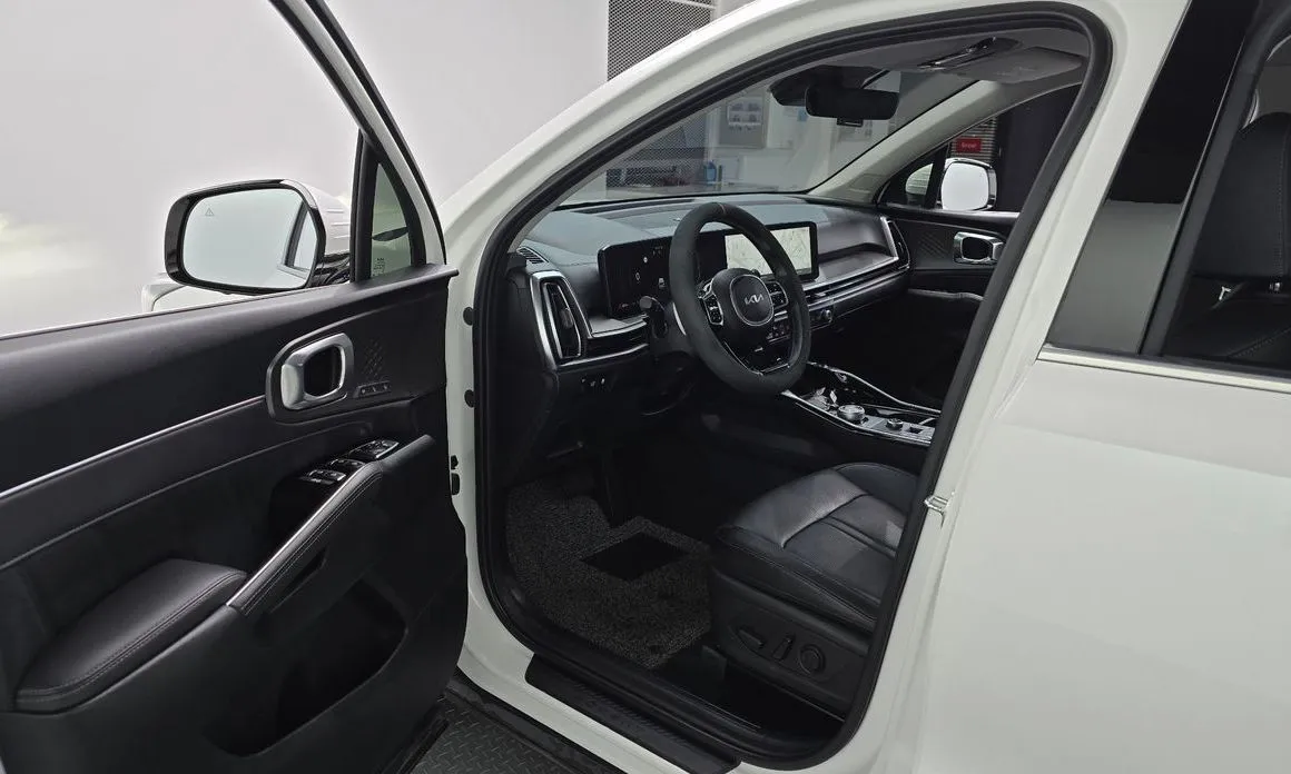 Kia Sorento — фото 5
