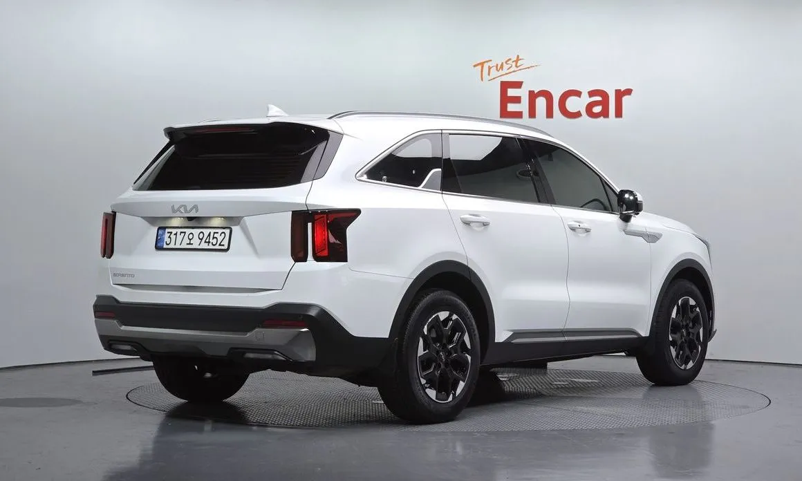 Kia Sorento — фото 7