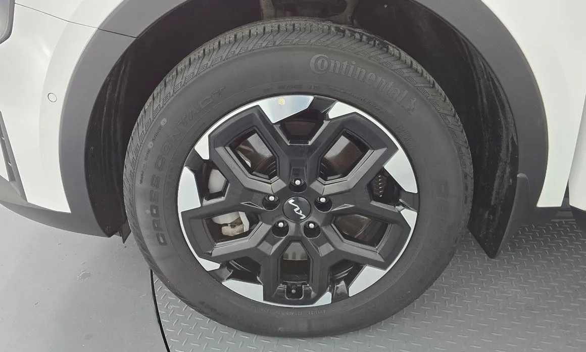 Kia Sorento — фото 4