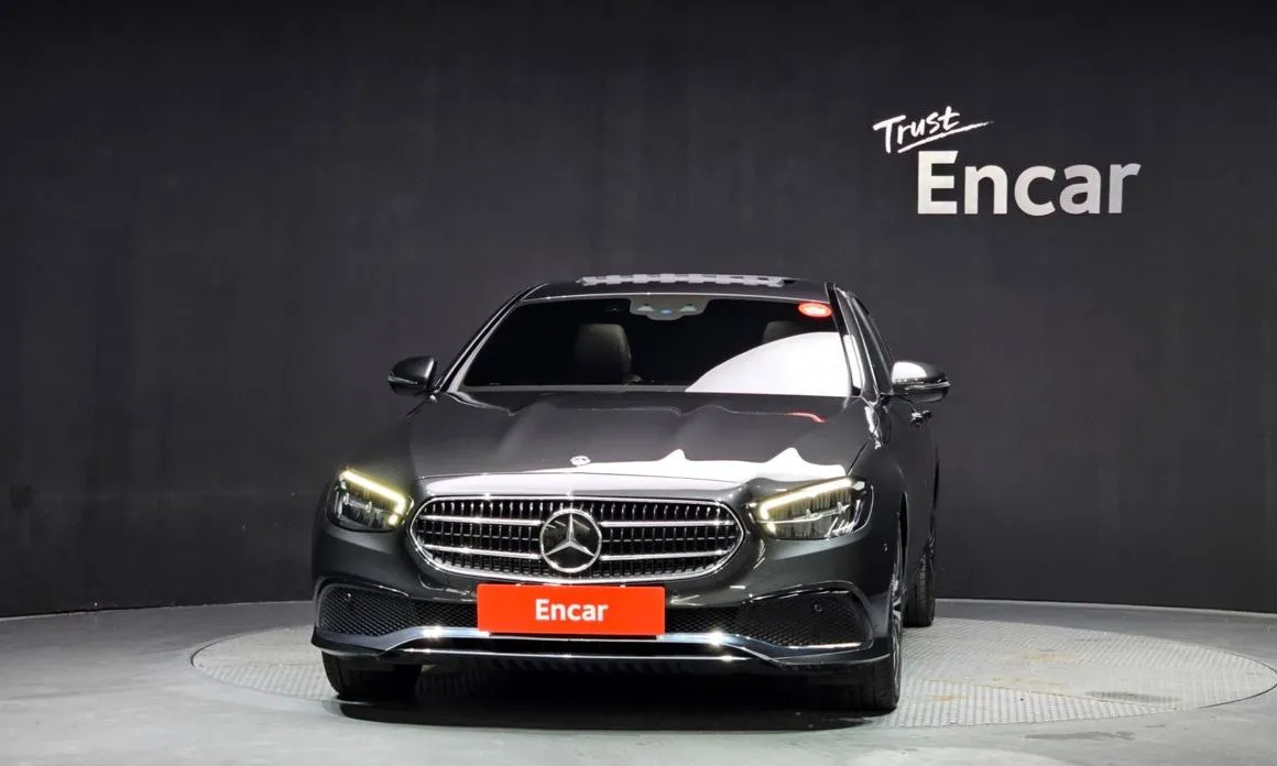 Mercedes-Benz E-Class — фото 5
