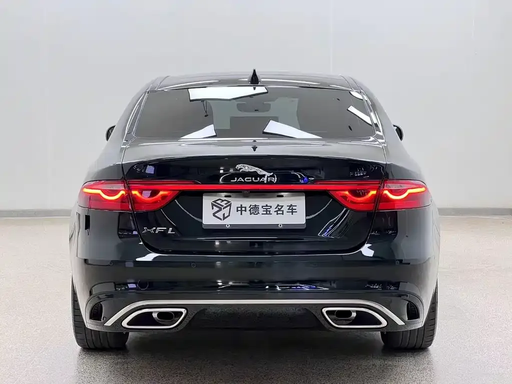 Jaguar XFL — фото 3