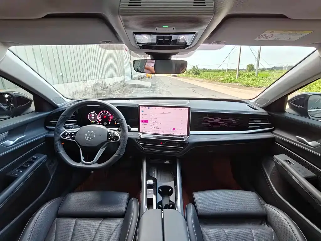 Volkswagen Passat — фото 7