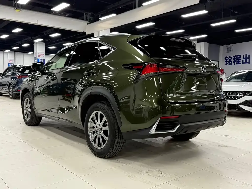 Lexus NX — фото 3