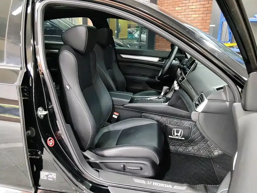 Honda Inspire — фото 4