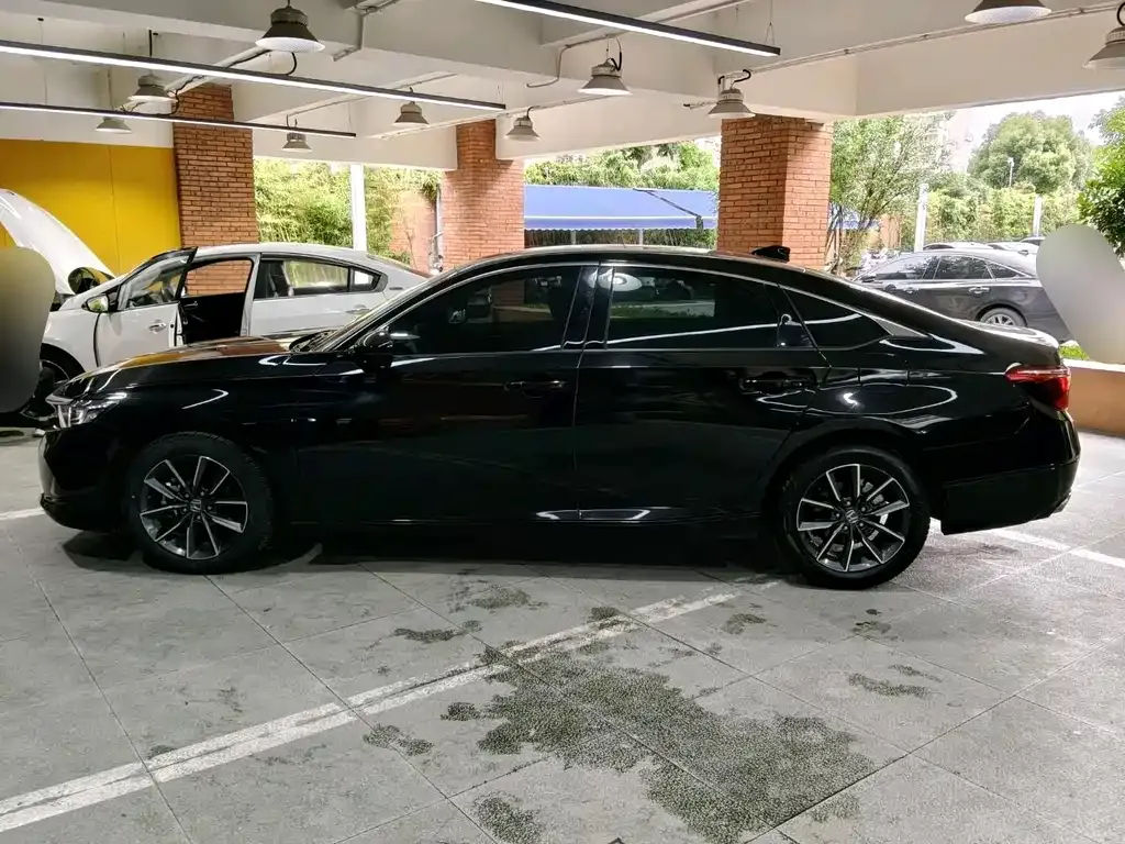 Honda Inspire — фото 10