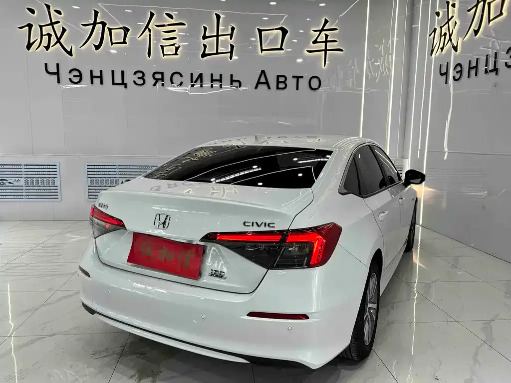 Honda Civic — фото 4