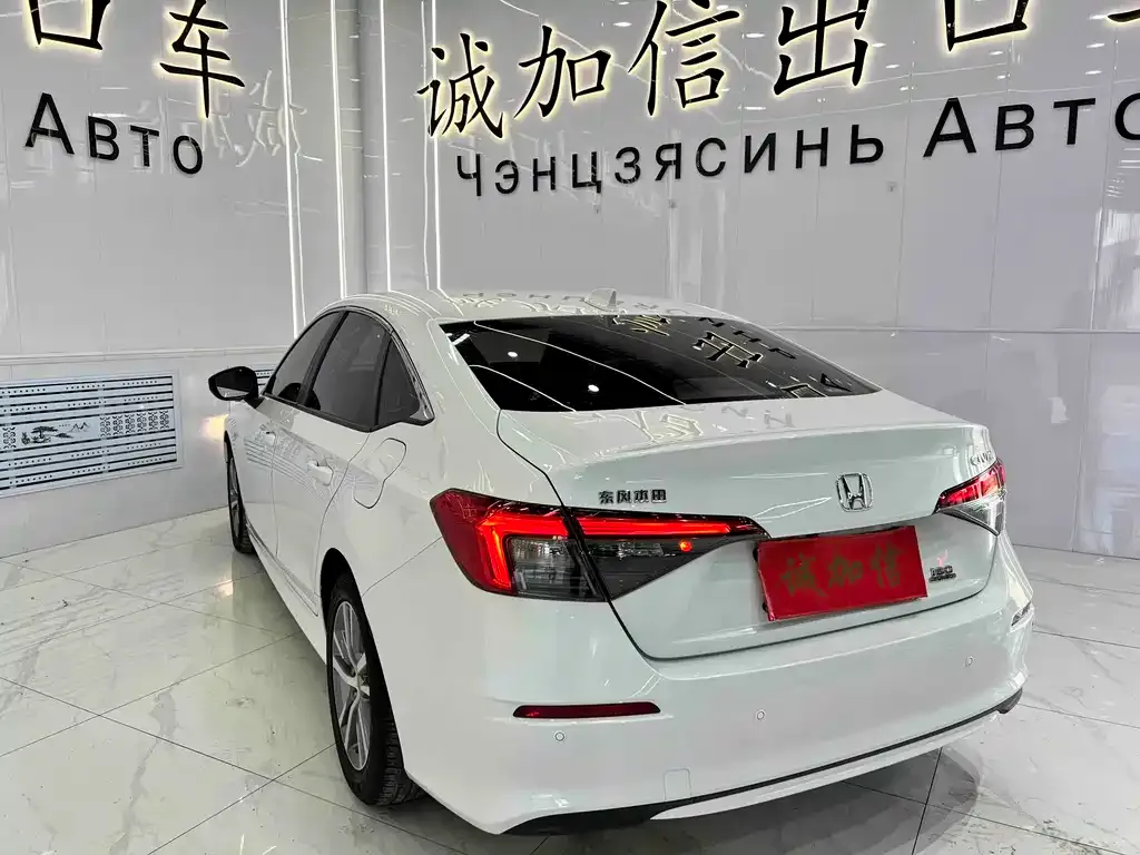 Honda Civic — фото 8