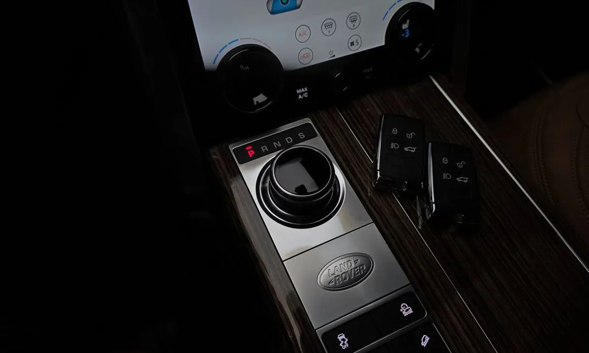 Land Rover Range Rover 2021 из KR, фото 2