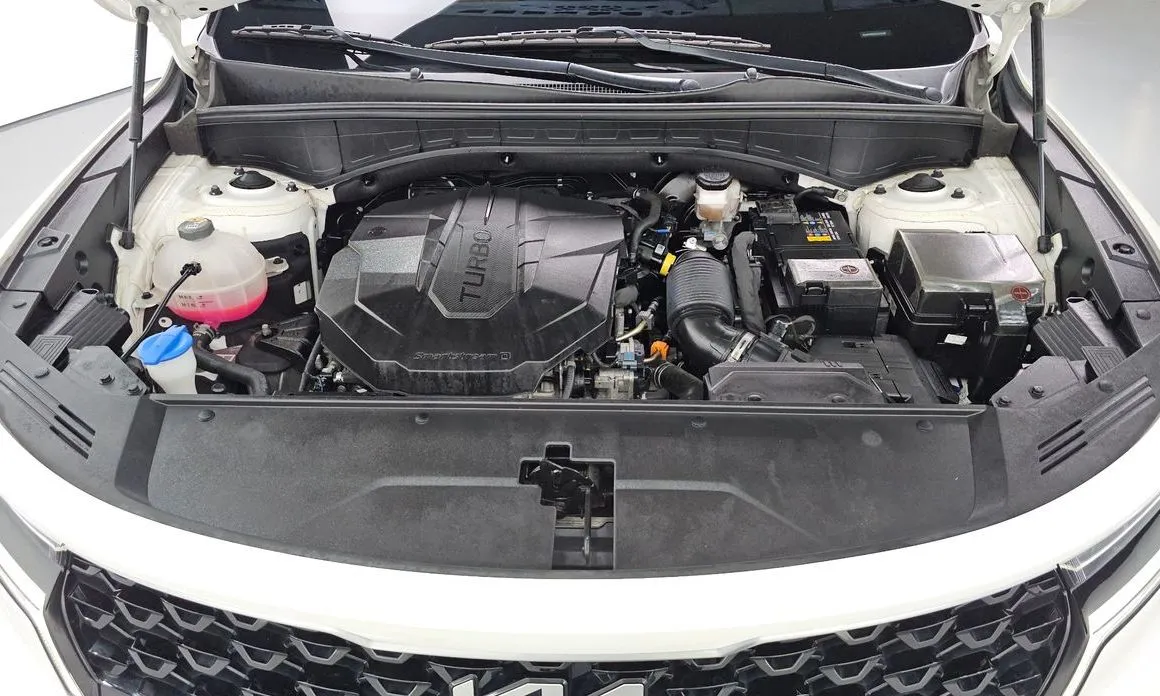 Kia Sorento — фото 10