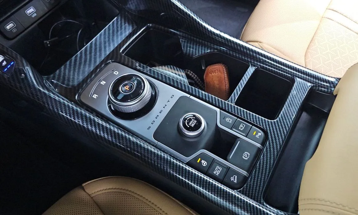 Kia Sorento — фото 9