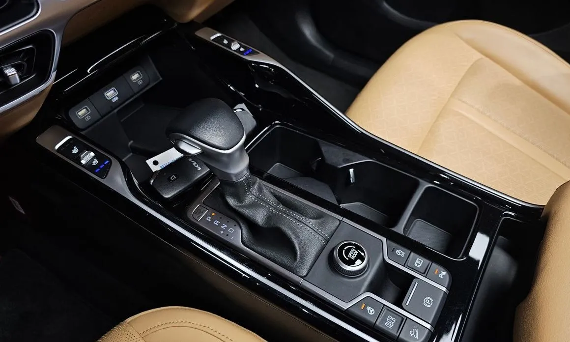 Kia Sorento — фото 7