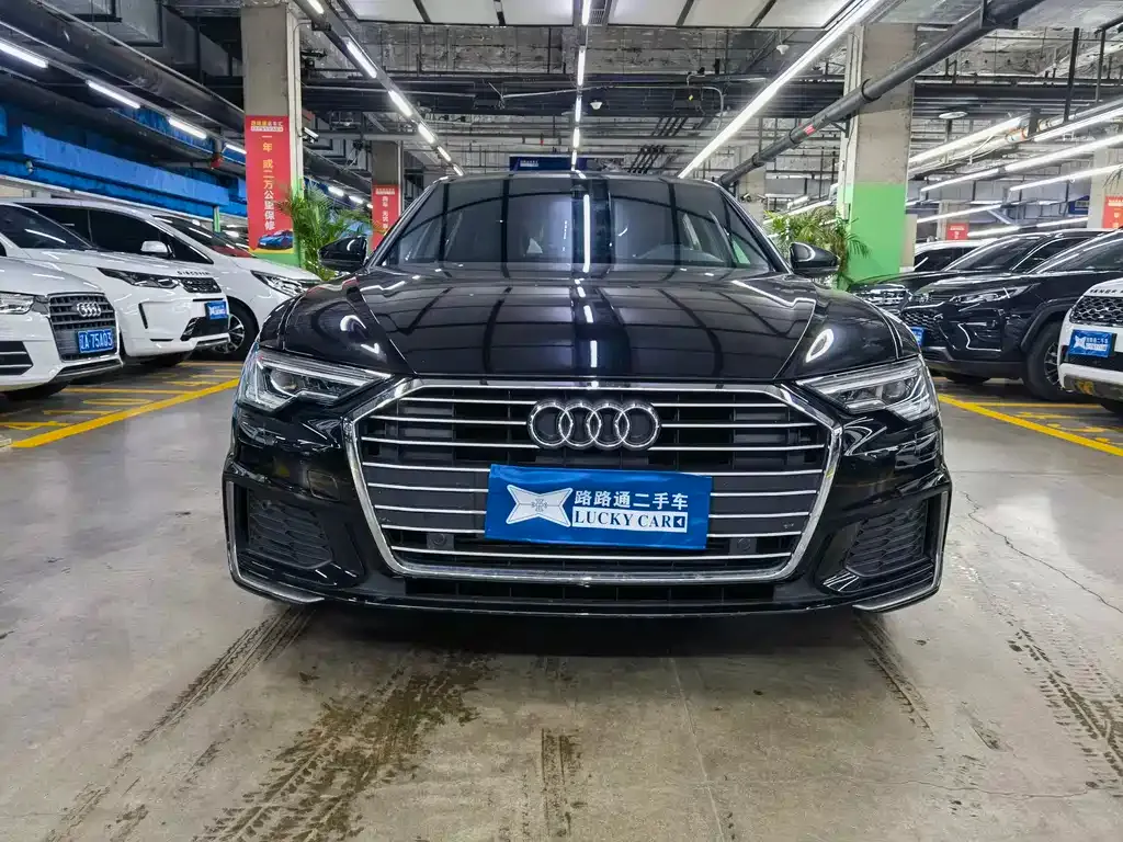 Audi A6L — фото 9