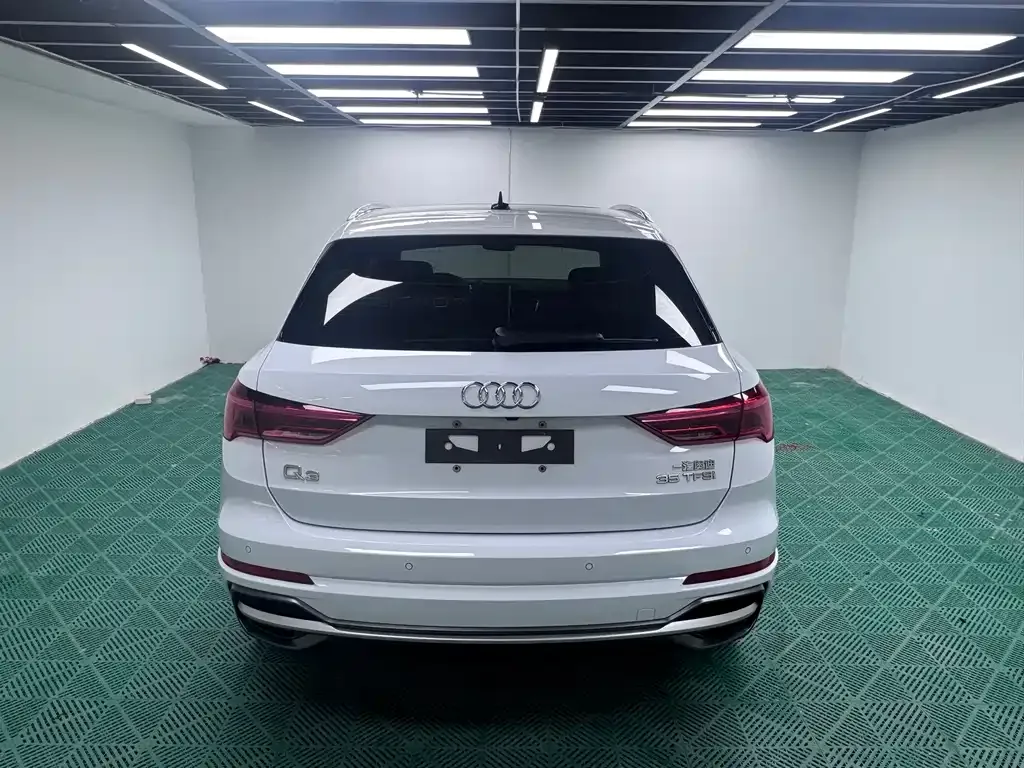 Audi Q3 — фото 2