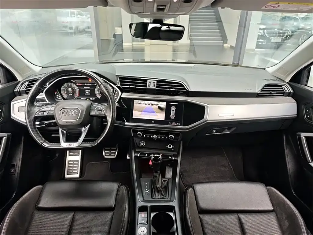 Audi Q3 Sportback — фото 6