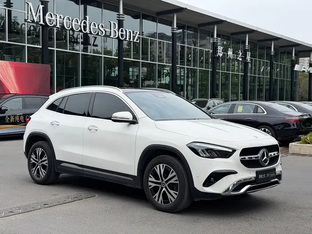 Mercedes-Benz GLA — фото 4