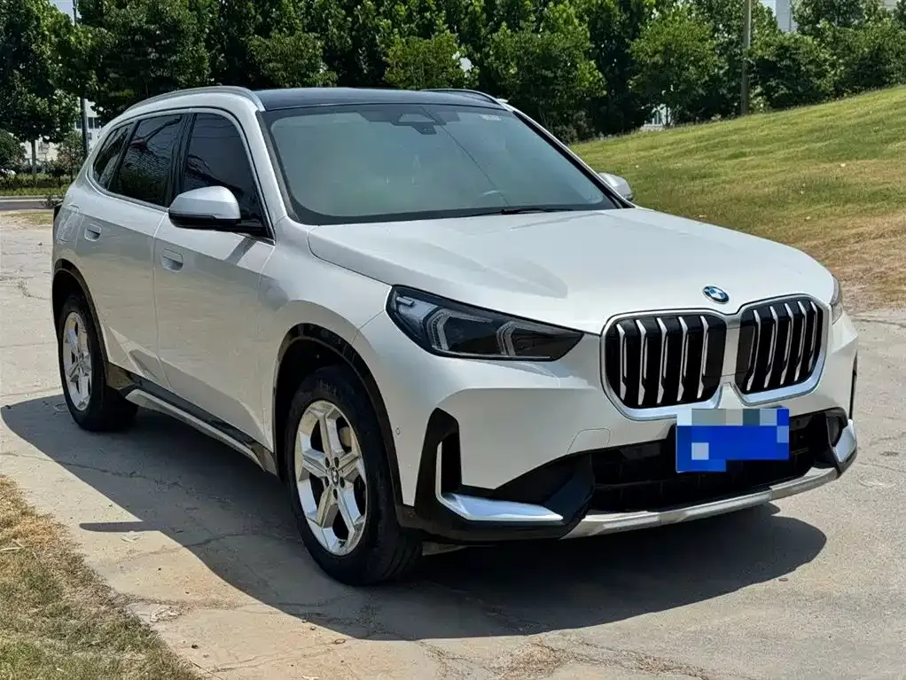 BMW X1 — фото 7