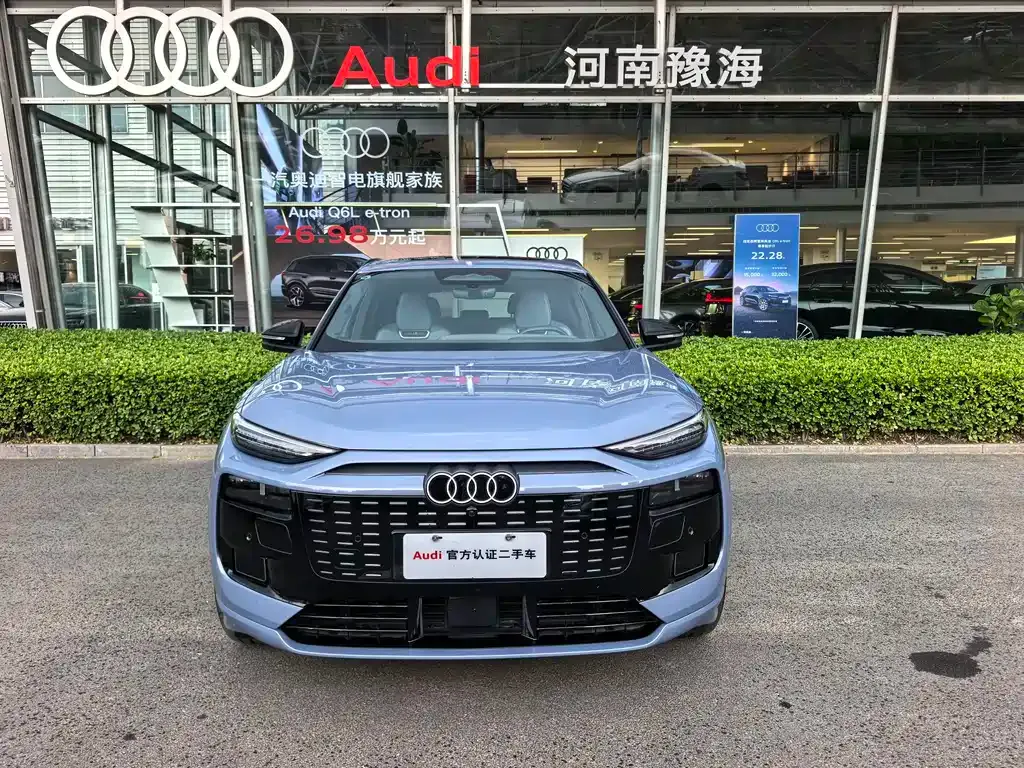 Audi Q6L e-tron — фото 9