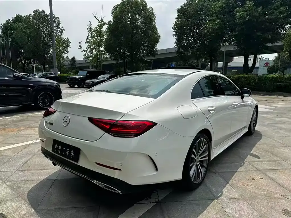 Mercedes-Benz CLS — фото 8
