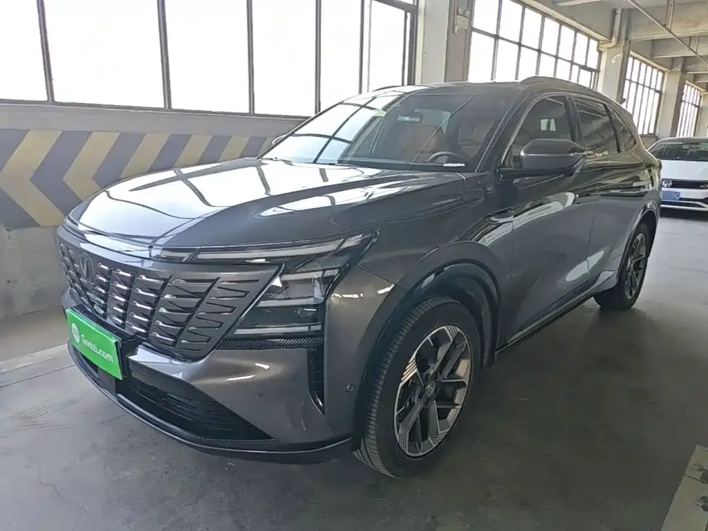Changan CS75PLUS — фото 4