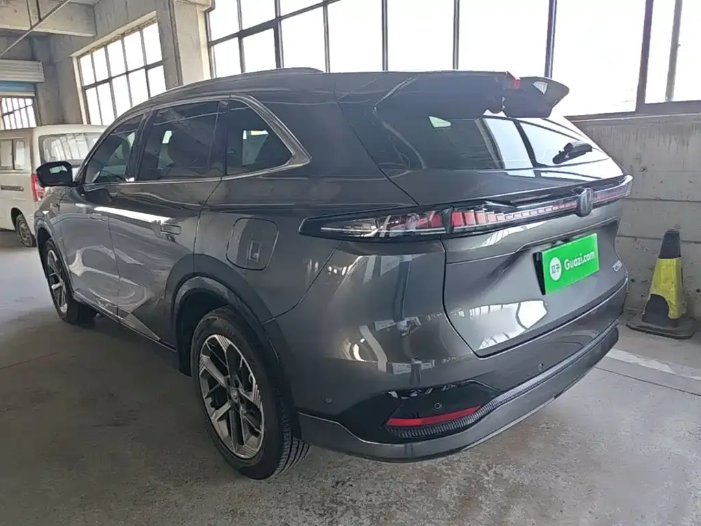Changan CS75PLUS — фото 7