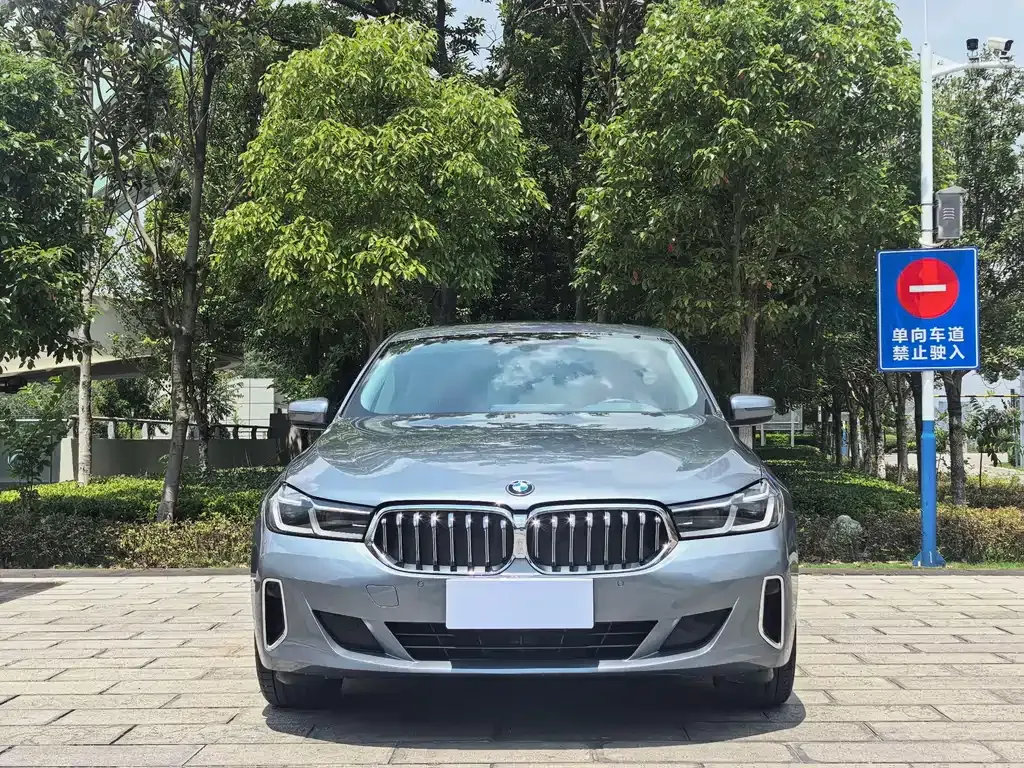 BMW 6 Series GT — фото 9