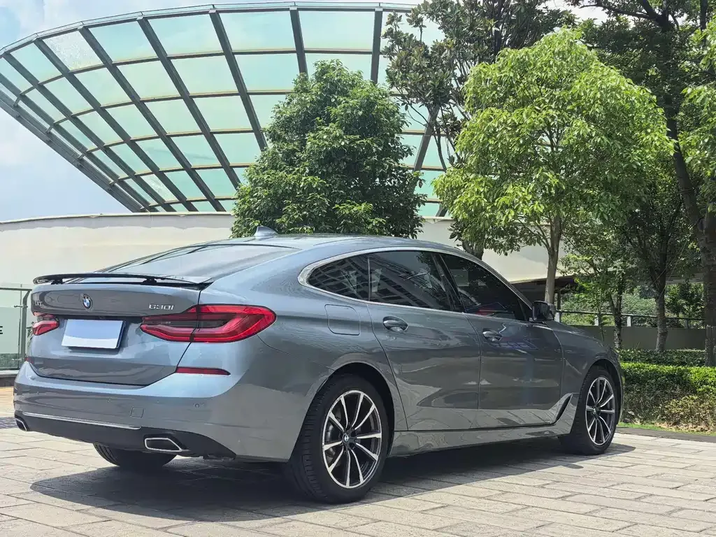 BMW 6 Series GT — фото 8
