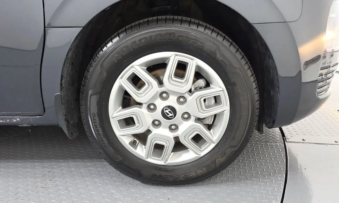 Hyundai Staria 2025 из KR, фото 5