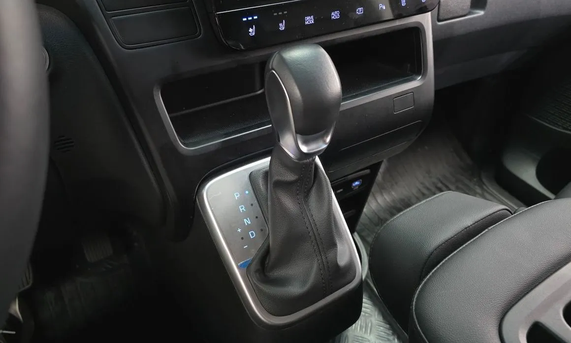 Hyundai Staria 2025 из KR, фото 2
