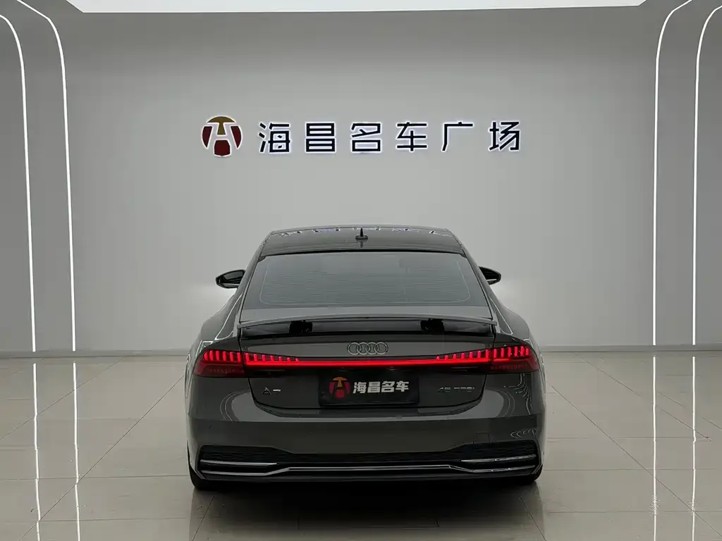 Audi A7 — фото 8